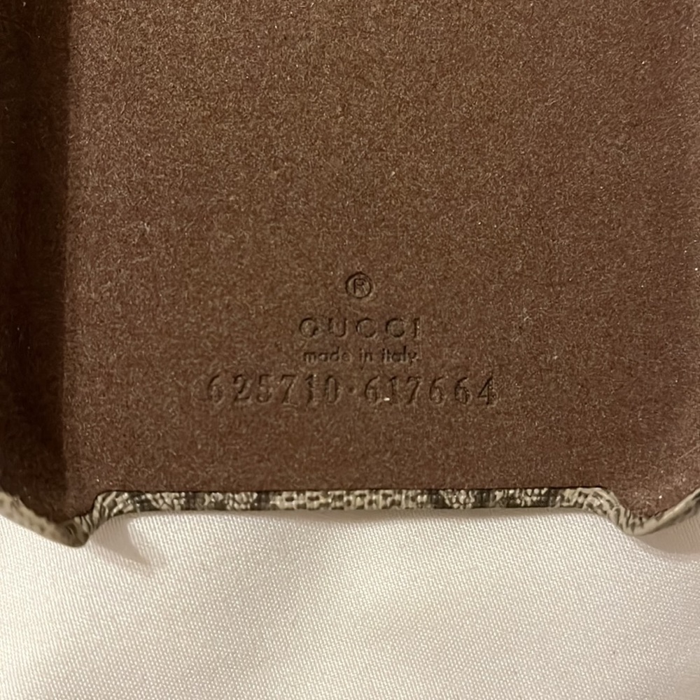 Gucci Phone Case - Picture 7 of 10